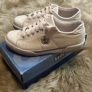 Keds canvass sneakers size 6